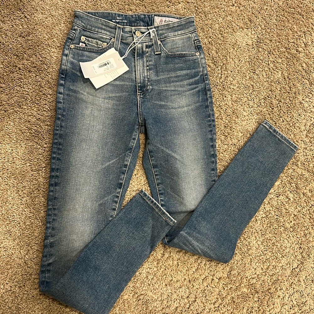 Mila
AG-ED™ SUPER HIGH-RISE SKINNY size 23